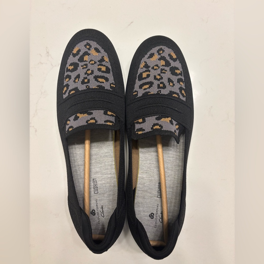 NWT Clarks Cloudsteppers Carly Charm slip-on loafer